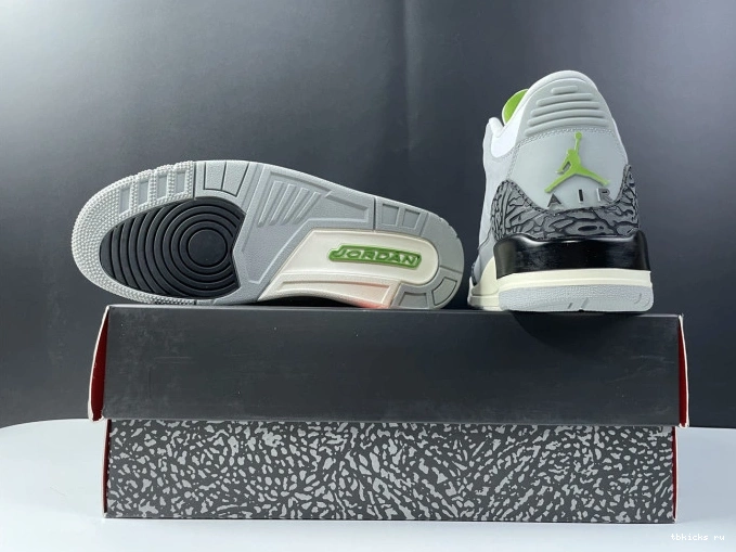 Rep TB Air Chlorophyll Jordan 136064-006 Retro 3 0818